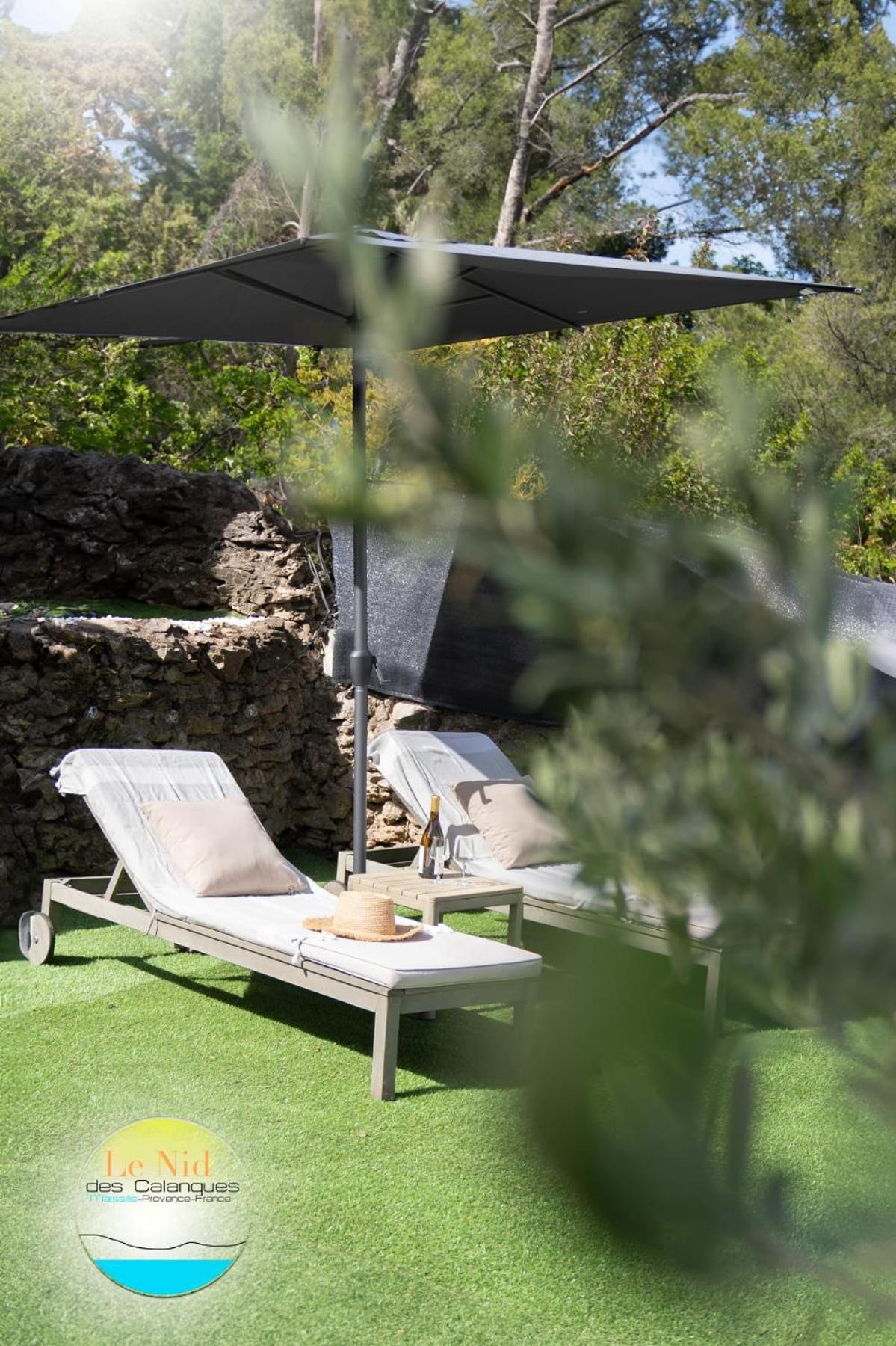 Le Nid Des Calanques Et Son Jacuzzi Apartment มาร์กเซย ภายนอก รูปภาพ