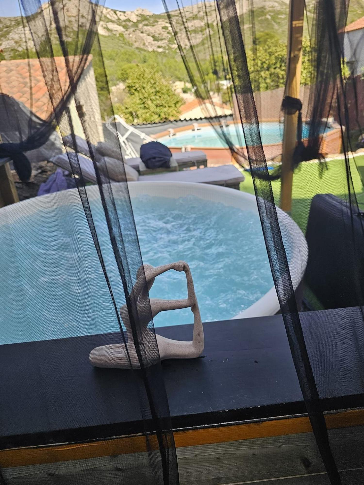 Le Nid Des Calanques Et Son Jacuzzi Apartment มาร์กเซย ภายนอก รูปภาพ